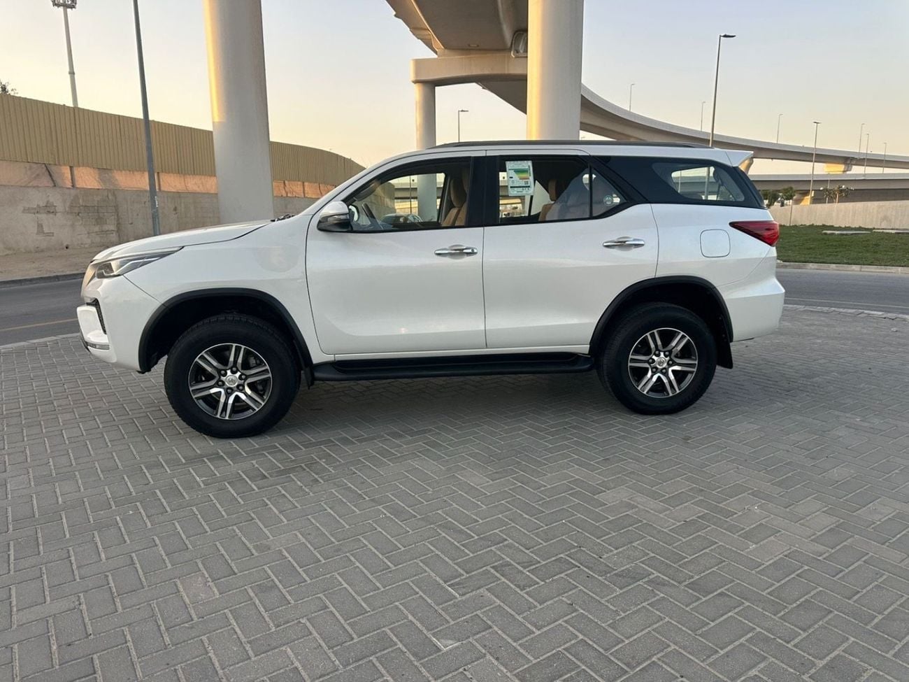 Toyota Fortuner EXR Fortuner 2023 V4 LHD Petrol 2.7L