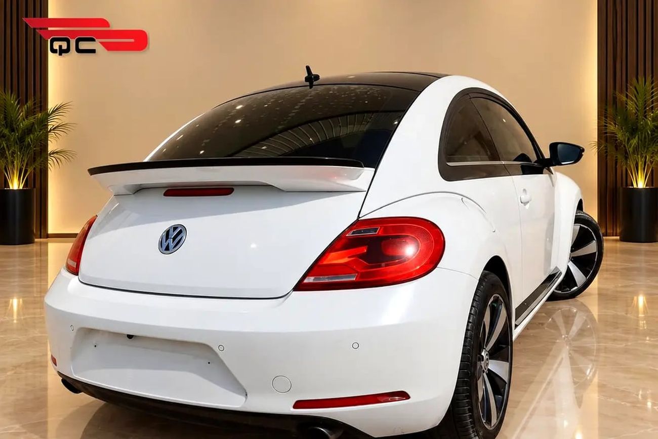 Volkswagen Beetle S | GCC Specs | Iconic Design
