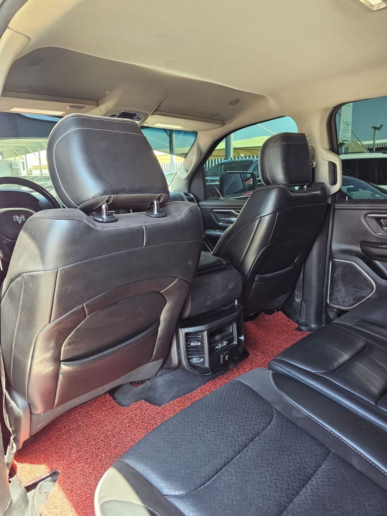 RAM 1500 LARAMIE