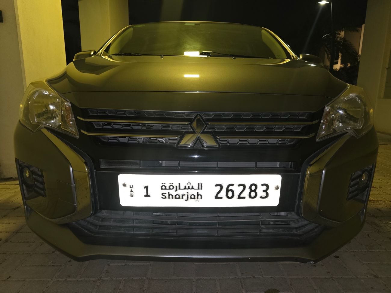 Mitsubishi Attrage GLX