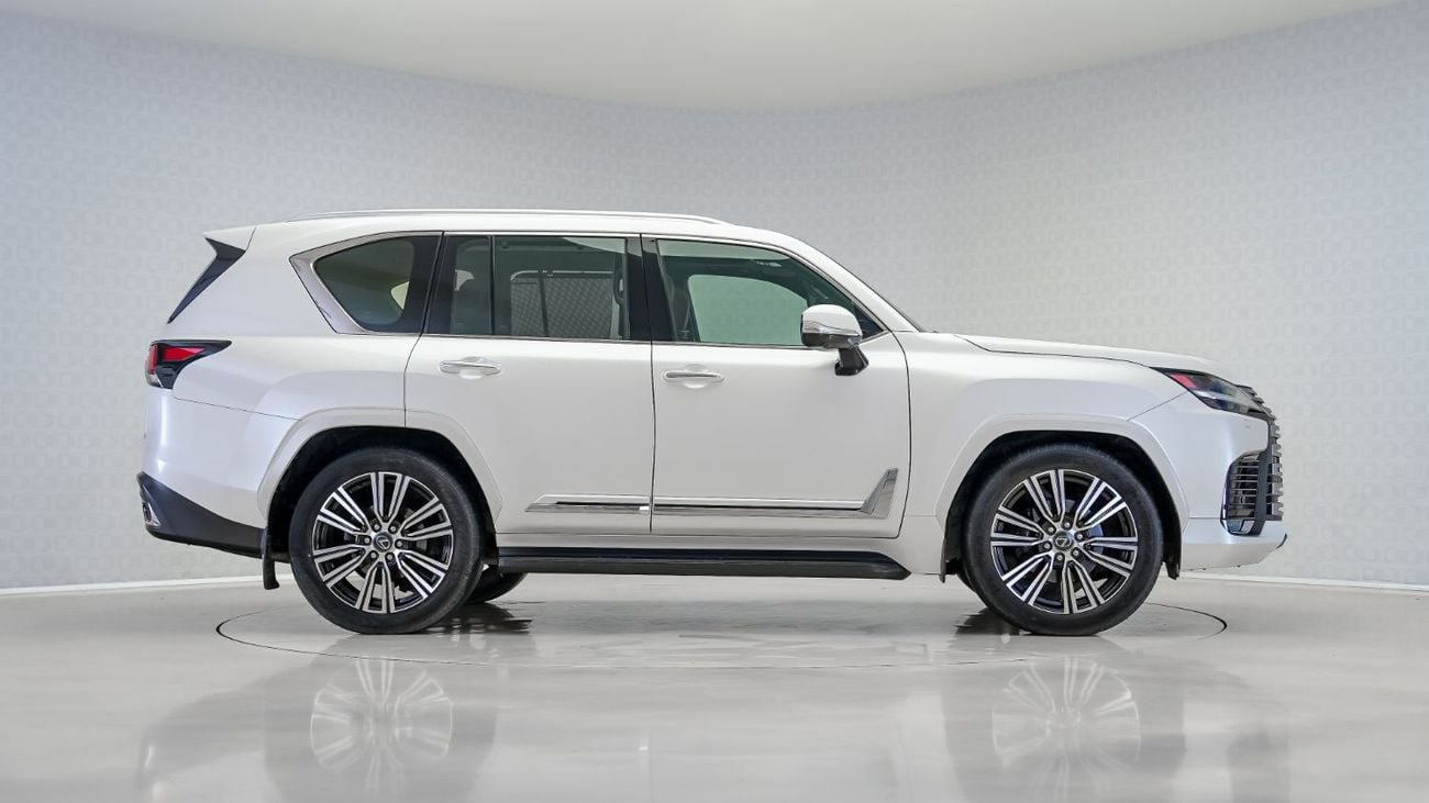 Lexus LX600 SIGNATURE