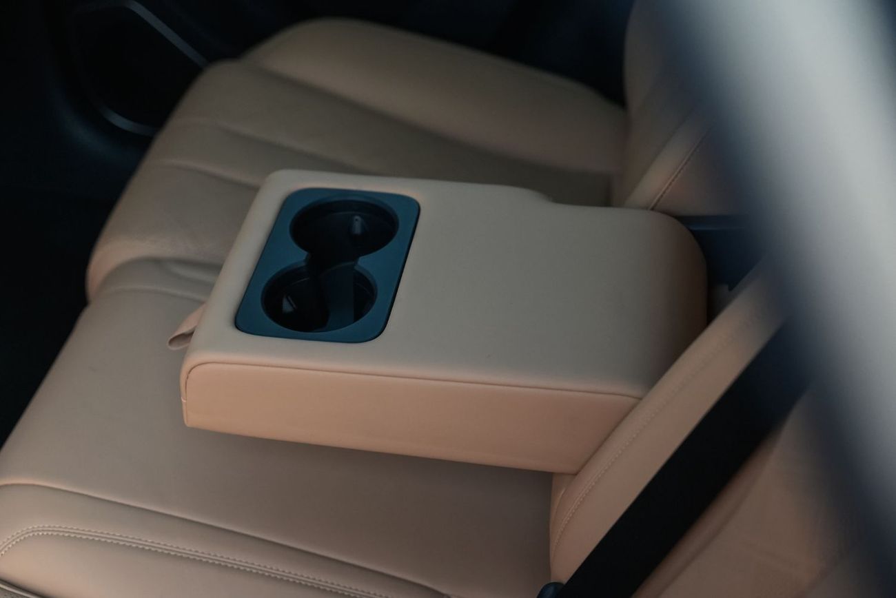 BYD Song L STANDARD 2025 BYD Song L DM-i 112KM Surpass Smart Driving Edition