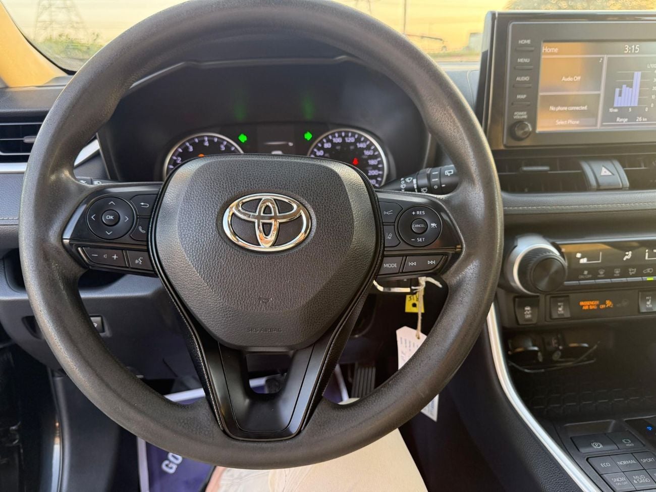 Toyota RAV4 LE AUTOMATIC PETROL SUV/CROSSOVER. ALL WHEEL DRIVE 5 SET CANADIAN SPECIFIC
