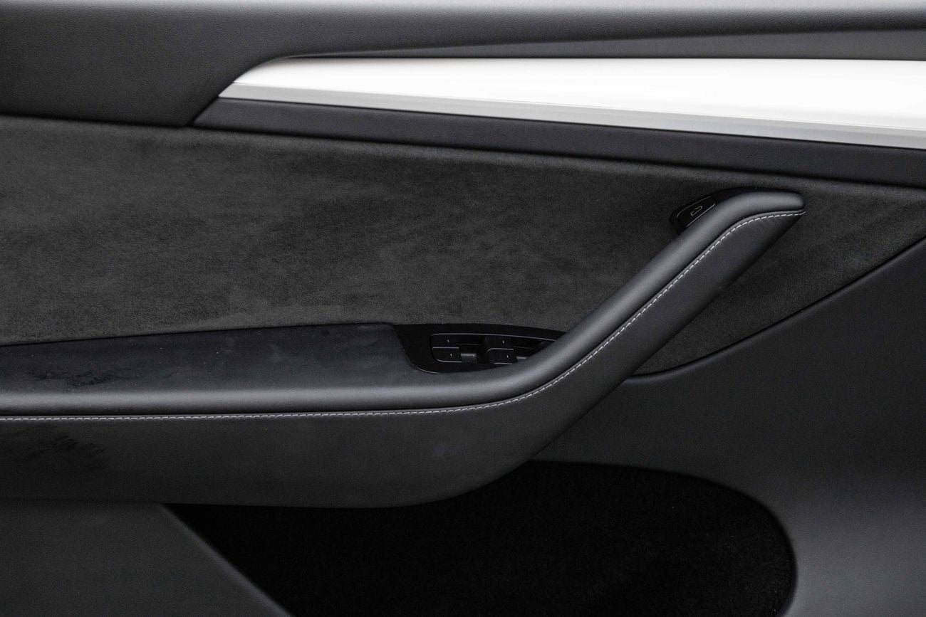 تسلا موديل Y النطاق القياسي MODEL Y STANDARD | 2,253 P.M | 0% Downpayment | TESLA WARRANTY!