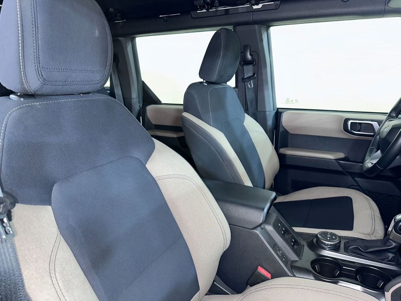 Ford Bronco BIG BEND B4D2222/AL TAYER MOTORS/AL QOUZ SHOWROOM