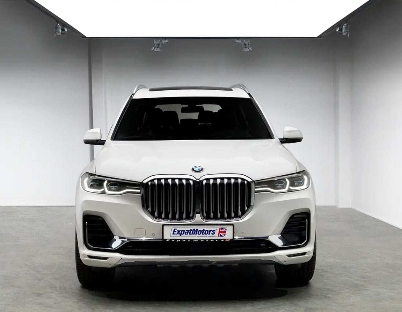 بي أم دبليو X7 40i PURE EXCELLENCE 0% DP Available • 3.0L Turbo • FDSH • GCC