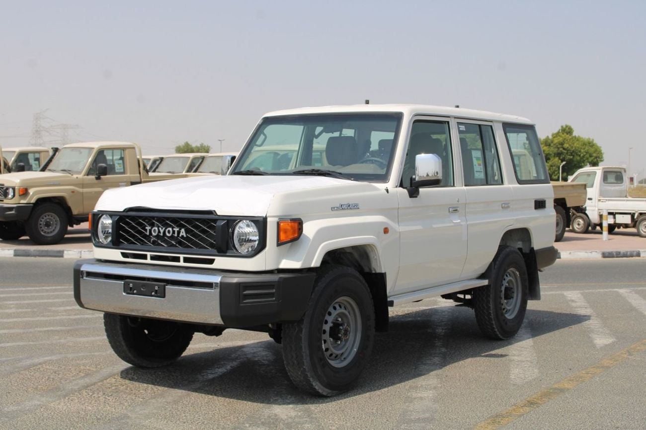 Toyota Land Cruiser 70 LC76 LX