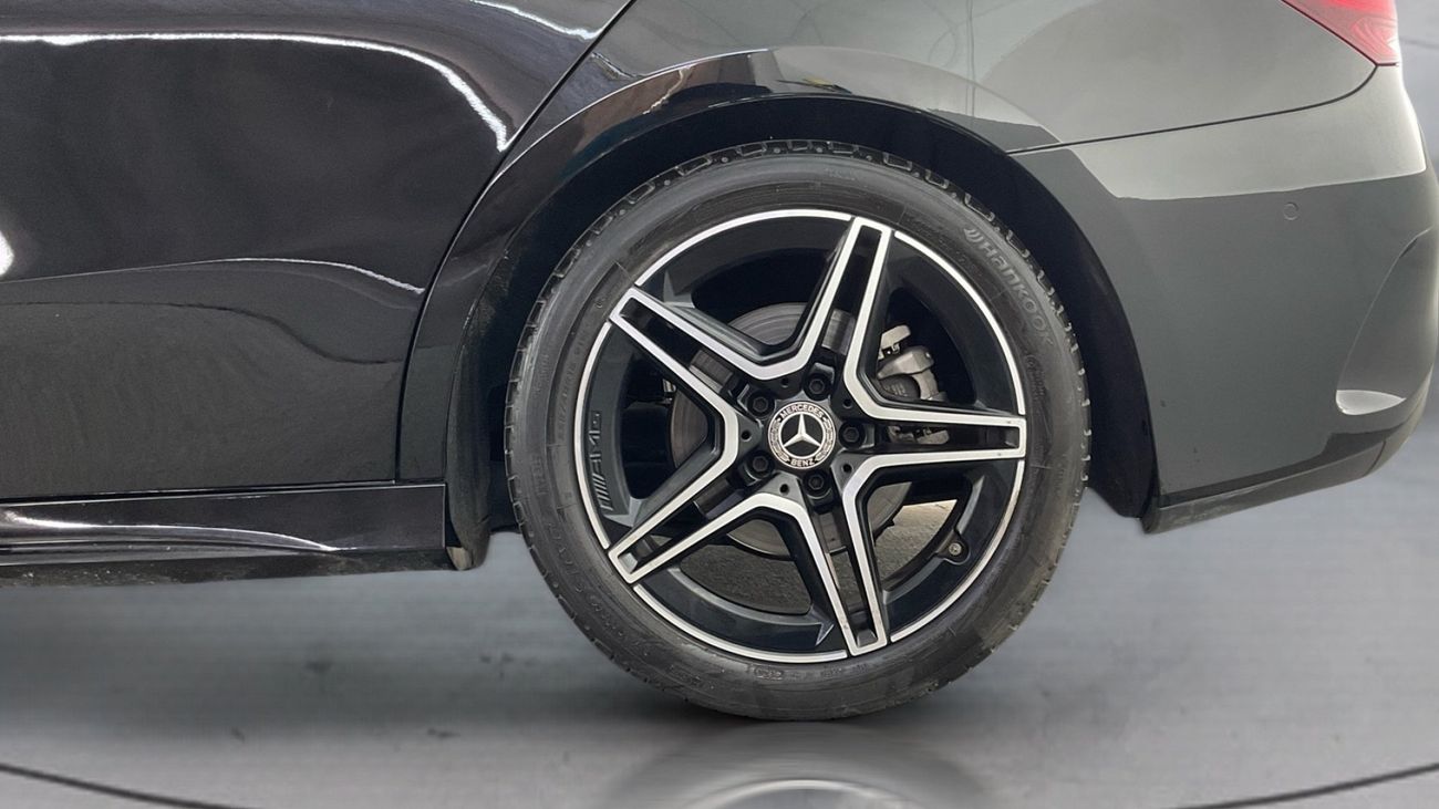 Mercedes Benz A200 PREMIUM PLUS | Guaranteed Warranty | 0 Down Payment