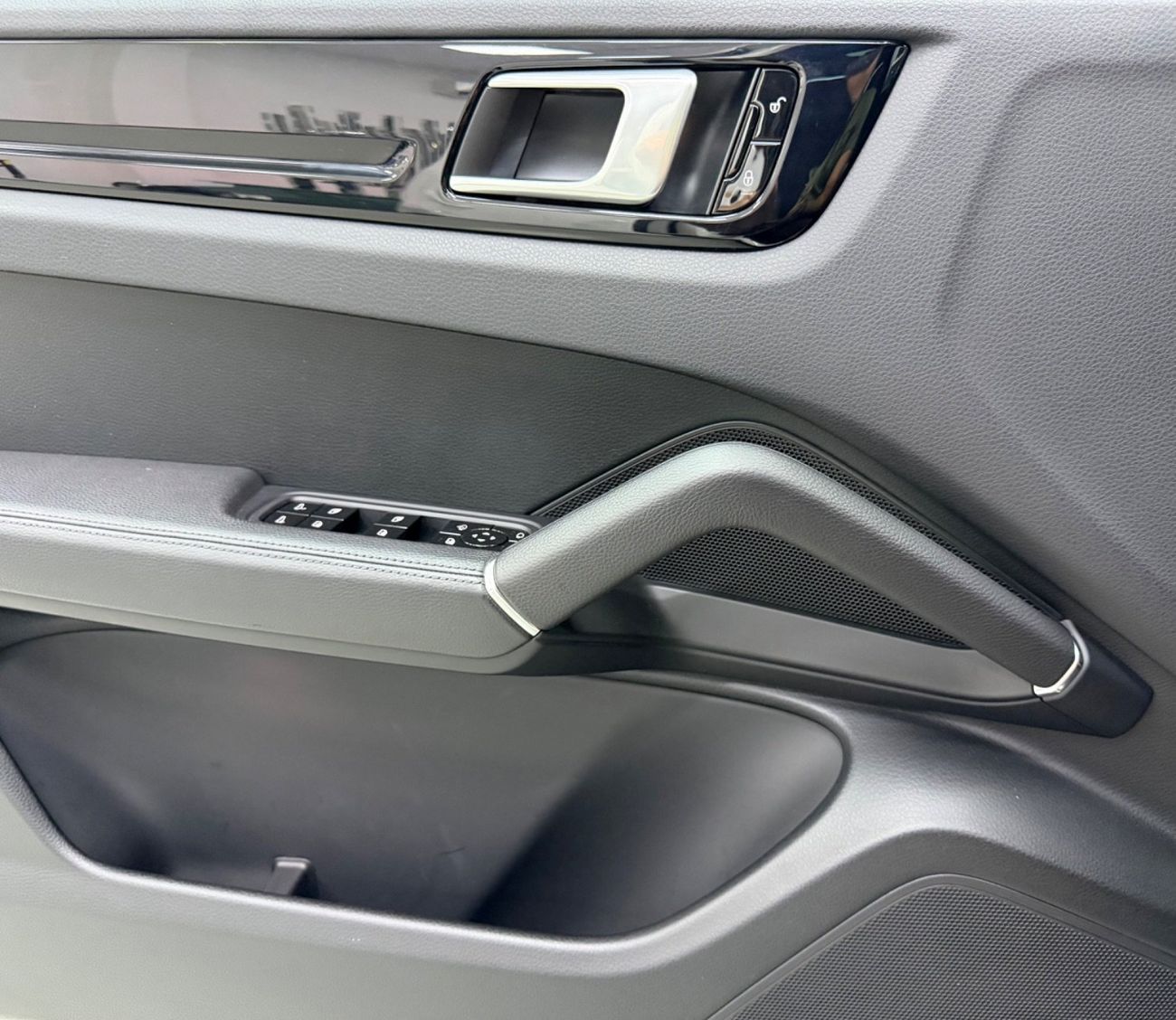 Porsche Cayenne STANDARD