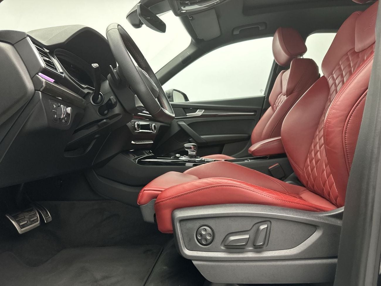 أودي SQ5 TFSI SPORTBACK quattro 3.0L 354hp (Ref# 64646)
