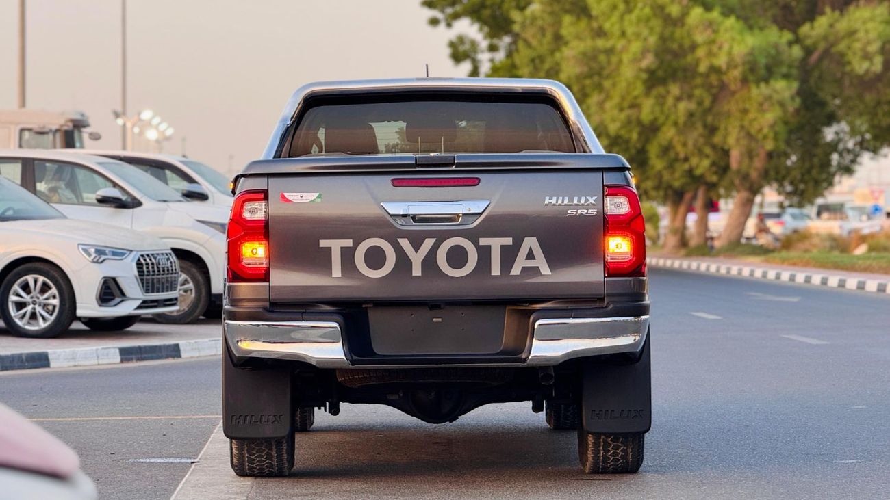 Toyota Hilux DOUBLE CABIN | MODIFIED TO REVO | 2.8L DIESEL ENGINE | AUTOMATIC TRANSMISSION | 4WD | RHD