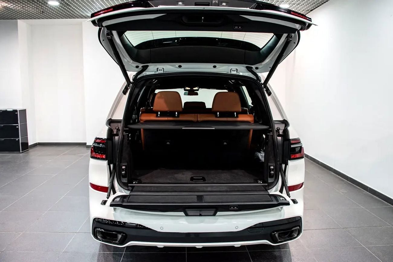 BMW X7 XDRIVE40i MASTERCLASS M SPORT PACKAGE xDrive40i Luxury M Sport Package 7 Seats