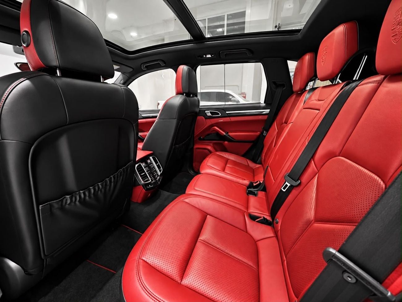 Porsche Cayenne STANDARD