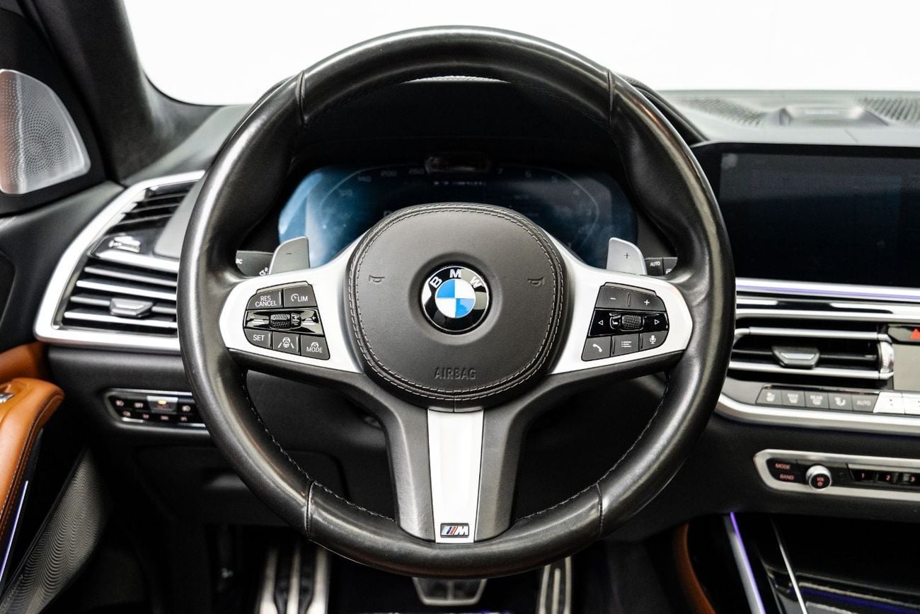 BMW X7 M50i BUY NOW, PAY 2027 | THE BLACKLINE STANDARD | 12 Months Warranty, GCC