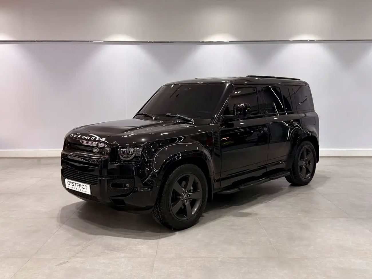Land Rover Defender 110 SE P300 GCC Specs