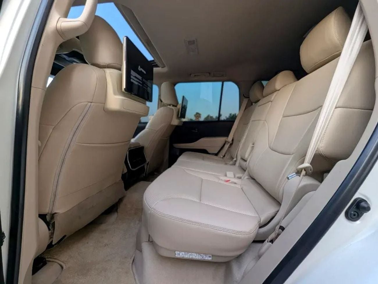 Toyota Land Cruiser VXR GCC Specs Top Full Option Twin-Turbo V6 Excellent Condition