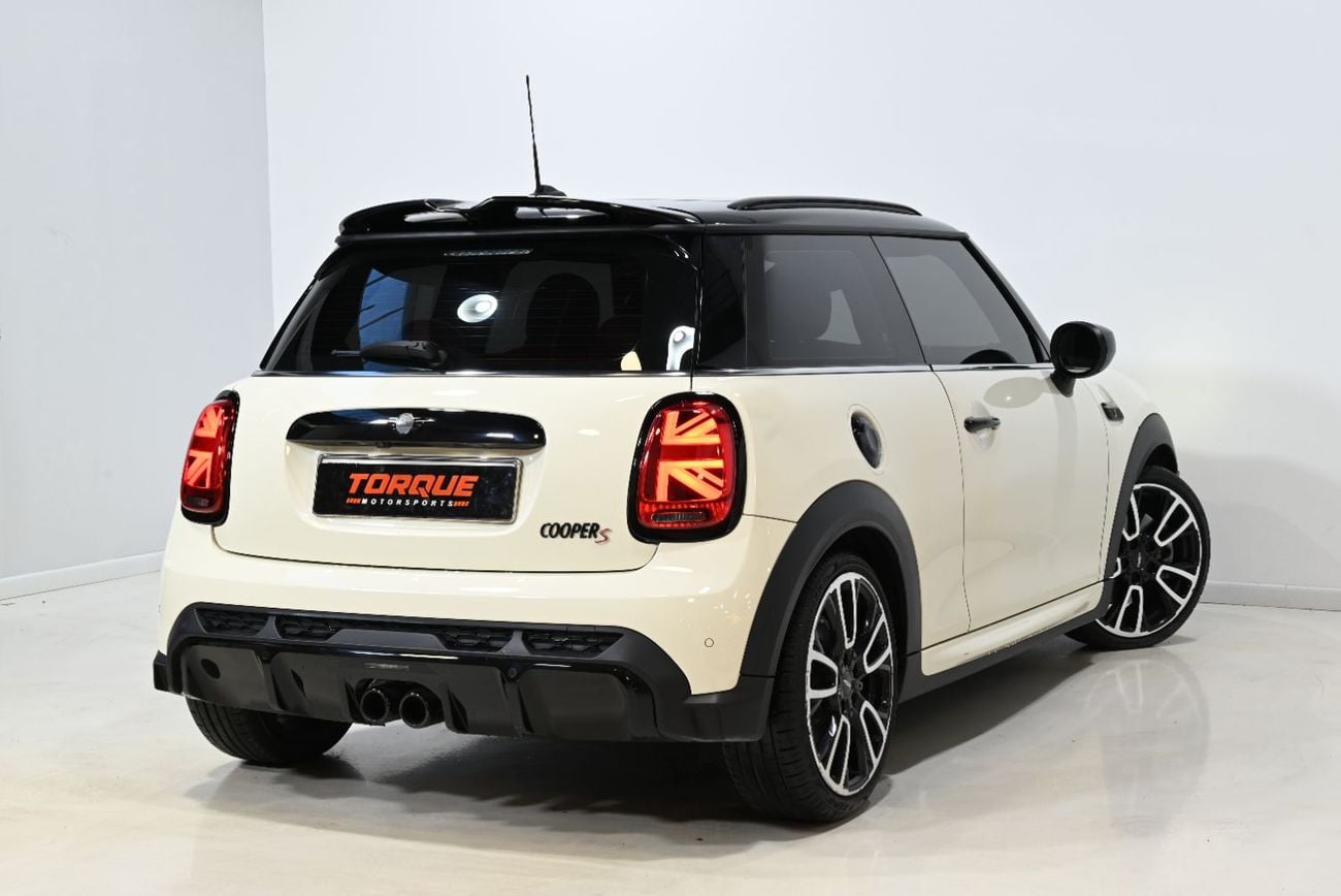 ميني كوبر إس JCW ميني كوبر إس JCW موديل 2021، سجل صيانة كامل، ضمان لمدة عام، حالة ممتازة، خليجية