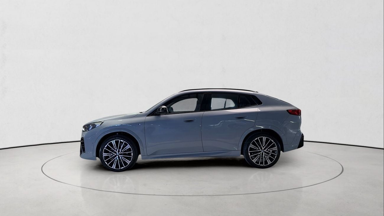 بي أم دبليو X2 XDRIVE20I M SPORT بريميوم | شامل الضمان | 0 دفعة أولى