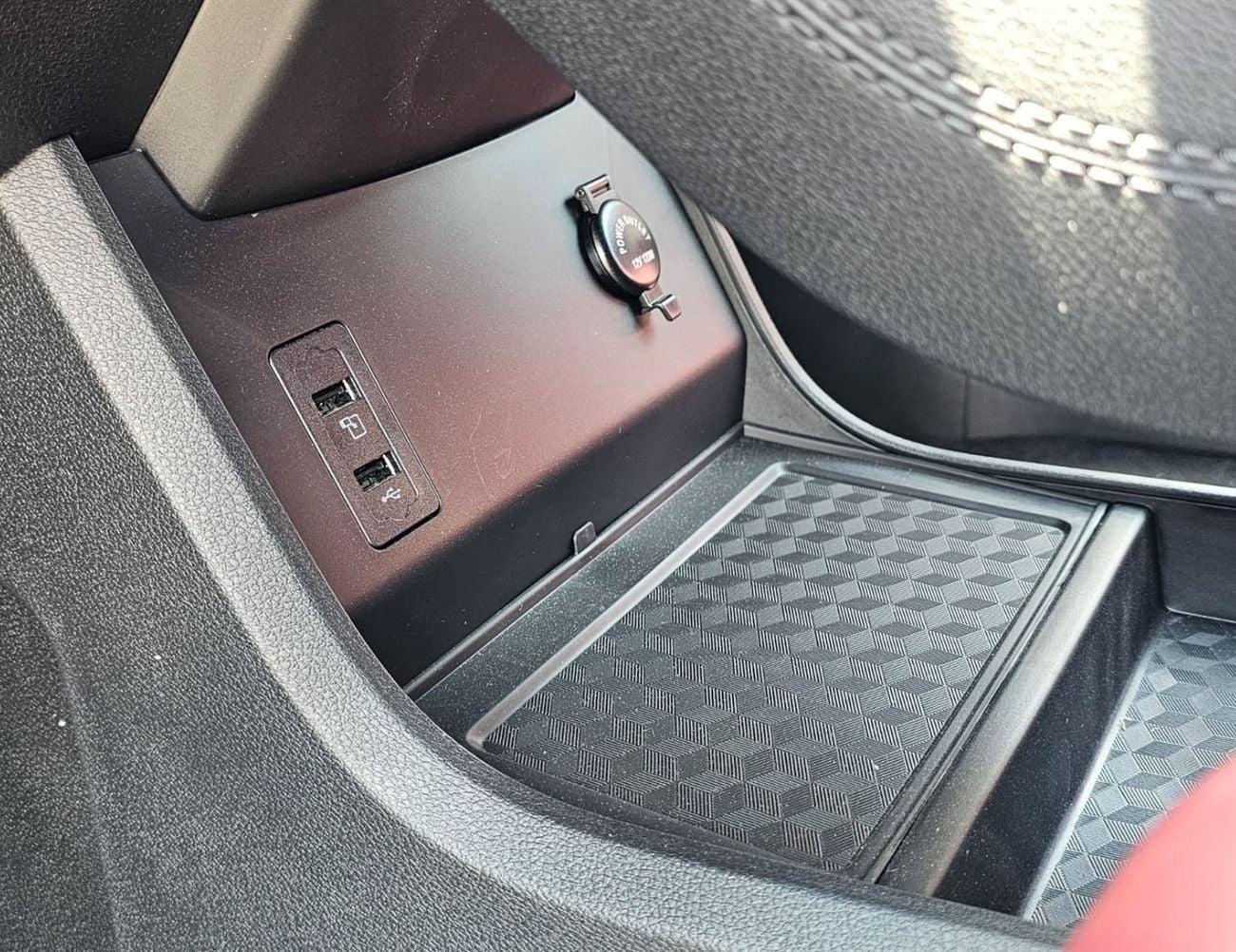 Chery Tiggo 7 Tiggo 7 CHERY TIGGO 7 CHAMPION || 1.5L PETROL V4 | PANORAMIC ROOF | RADAR | FULL OPTION