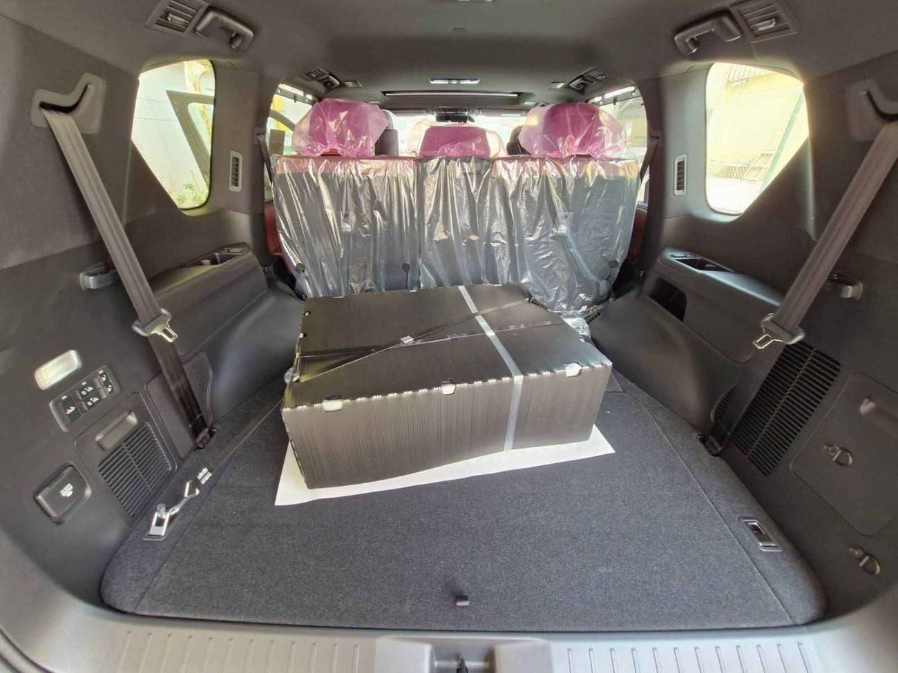 Lexus LX600 PRESTIGE