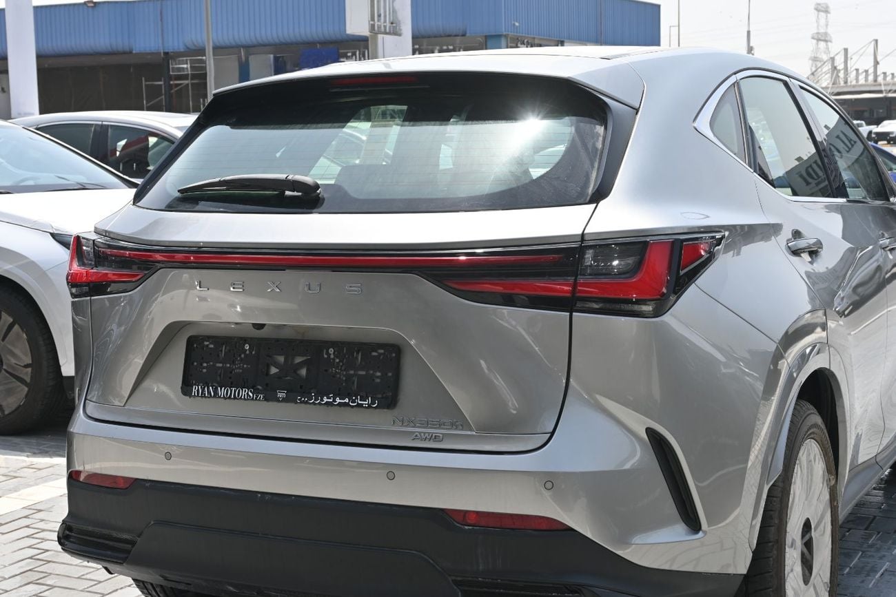 Lexus NX 350h Luxury 2.5L Hybrid AWD, Color Sonic Titanium
