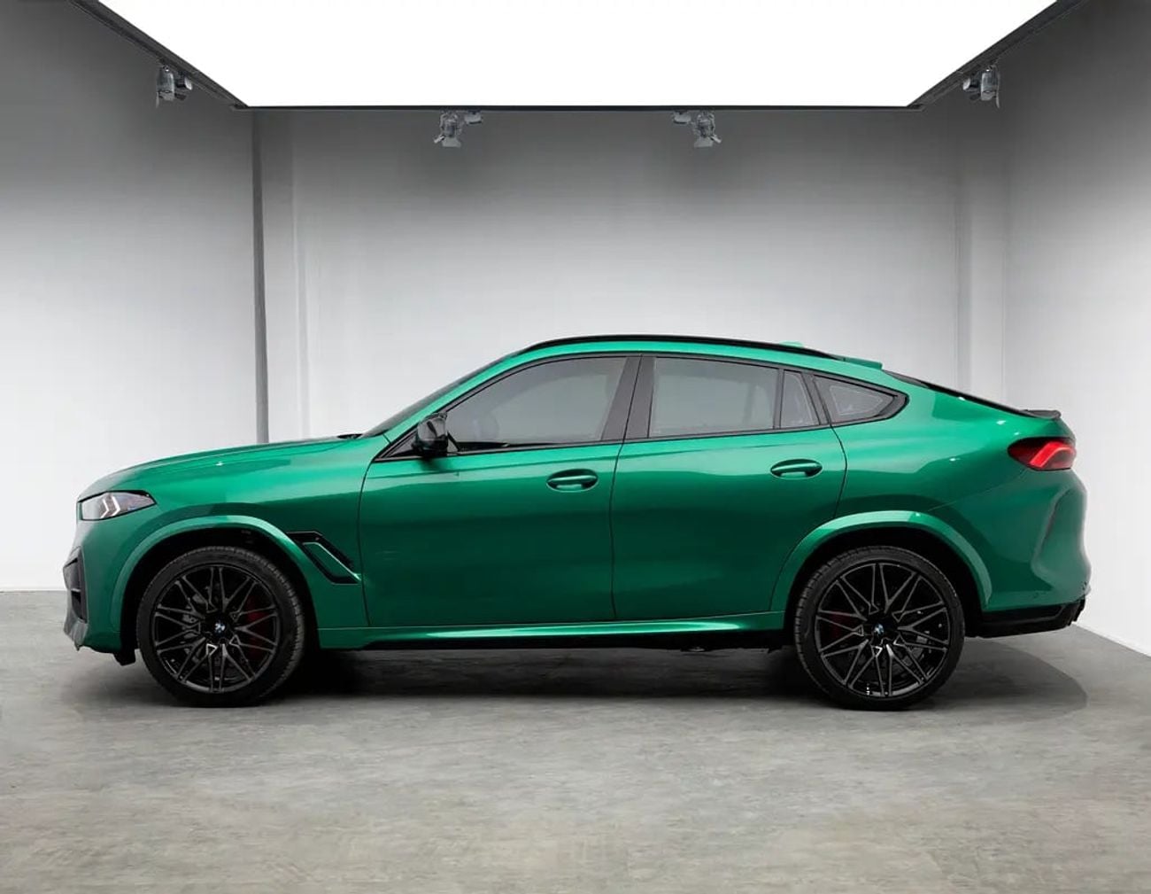 بي أم دبليو X6 M COMPETITION Delivery KM Like • Service Contract + Warranty until • GCC