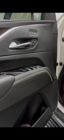 Cadillac Escalade PREMIUM LUXURY PLATINUM FULL SPEC