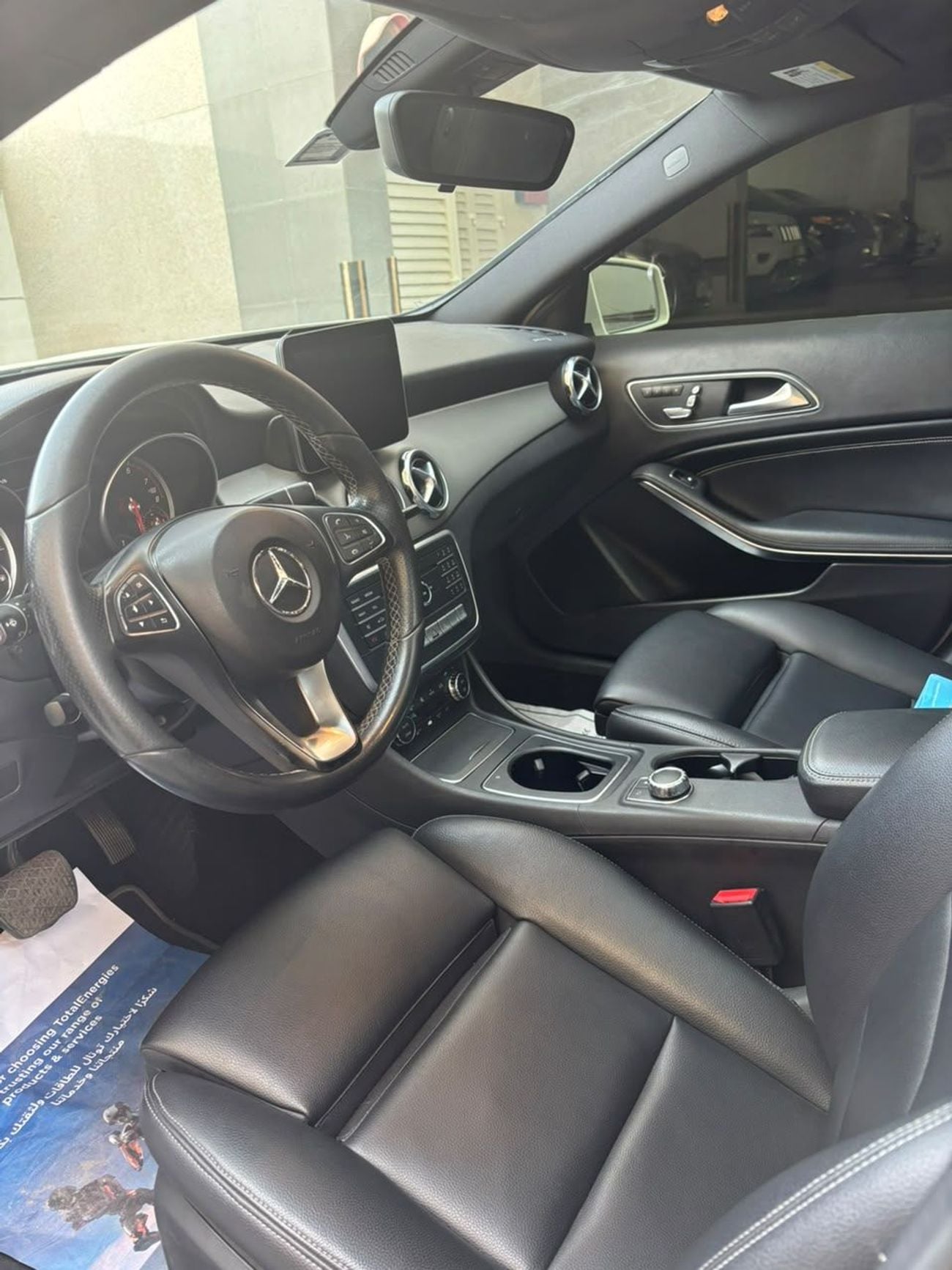 Mercedes Benz GLA250 STANDARD