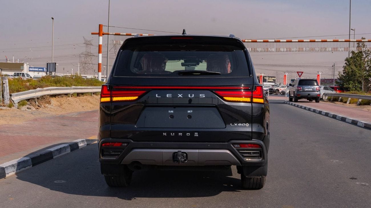 لكزس LX 600 VIP لكزس LX600 KURO موديل 2026، محرك بنزين سعة 3.5 لتر، ناقل حركة أوتوماتيكي (إصدار أسود)
