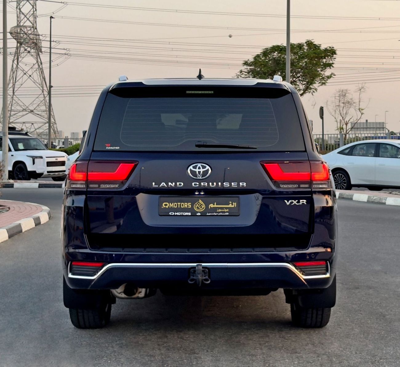 Toyota Land Cruiser VXR 2023 Toyota Land Cruiser VXR 4.0, Dealer Warranty, GCC Specifications