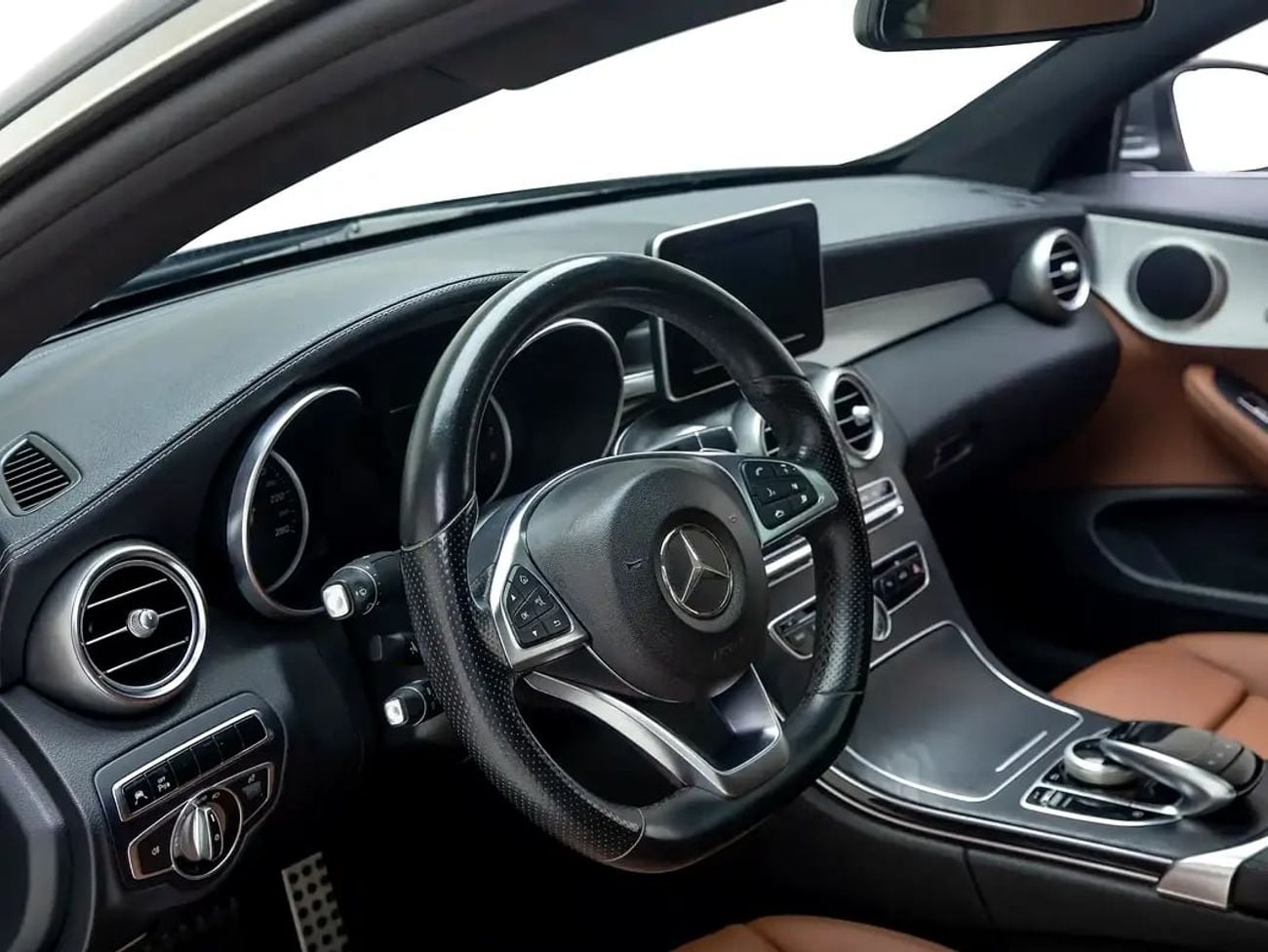 Mercedes Benz C 200 Coupe C200 Coupe | GCC Specification | Grey Exterior | Luxury Coupe