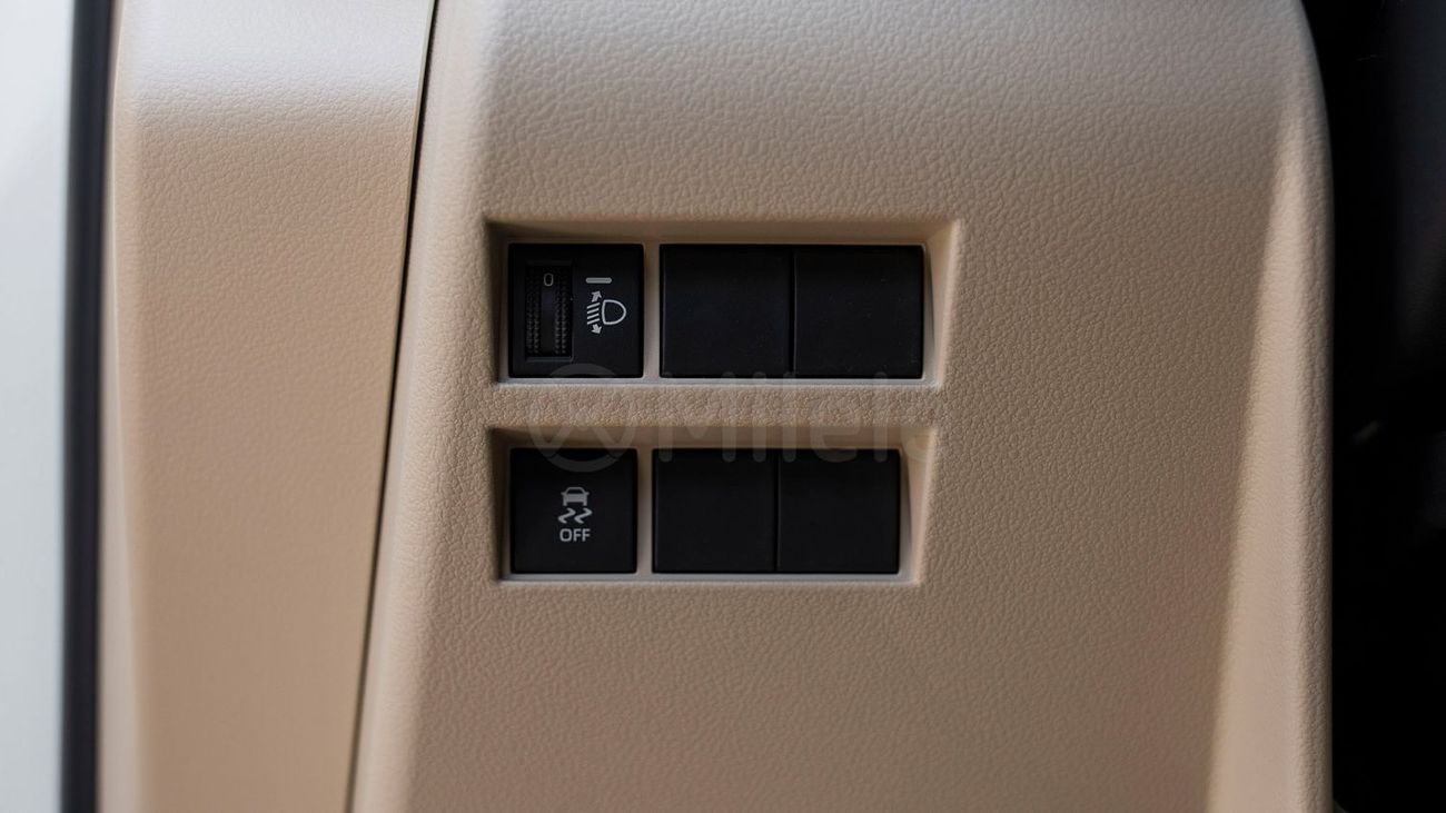 Toyota Land Cruiser GXR