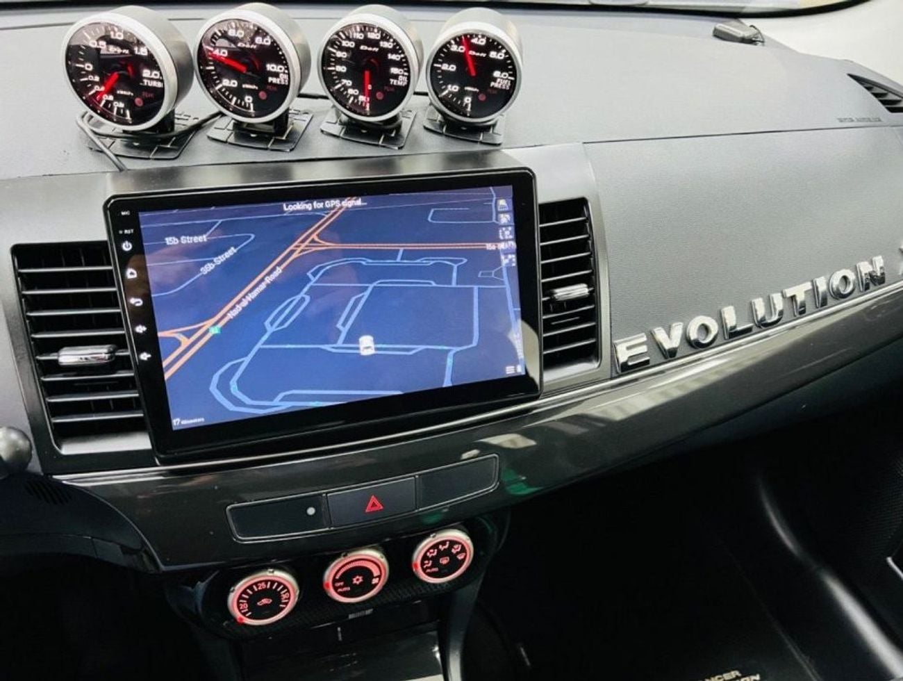 Mitsubishi Lancer Evo .. 600 hp .. GCC .. Perfect Condition