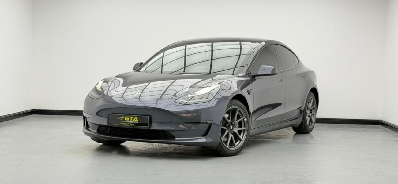 Tesla Model 3 LONG RANGE