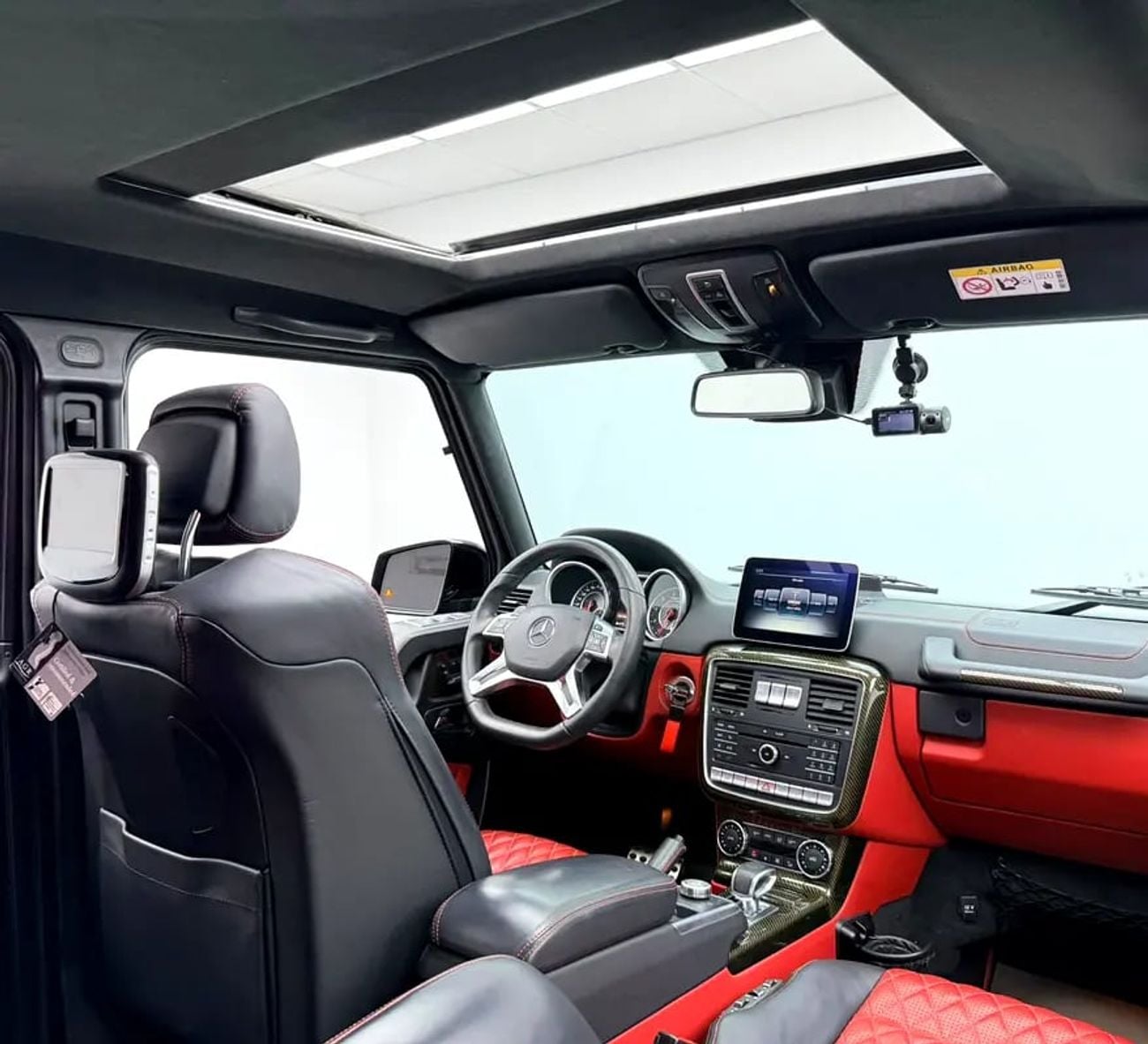 Mercedes Benz G63 AMG G63 AMG, Full Service History, Carbon Fiber Interior, Excellent Condition, GCC