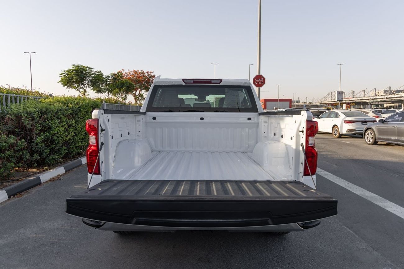 Chevrolet Silverado 1500WT CHEVROLET SILVERADO | V8 5.3L | 4WD | GCC | CREW CAB | 2025 (Export)