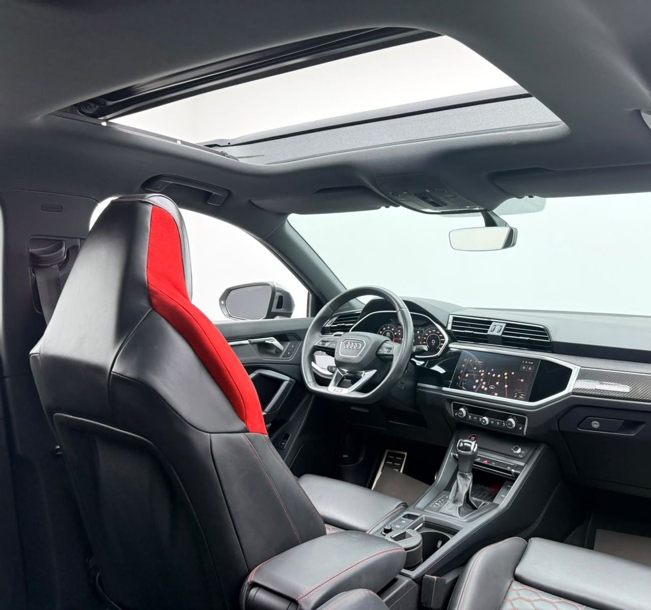 Audi RSQ3 STANDARD 2023 Audi RSQ3 Sportback, 2028 Audi Warranty, 2029 Audi Service Pack, Full Audi Service History, GCC