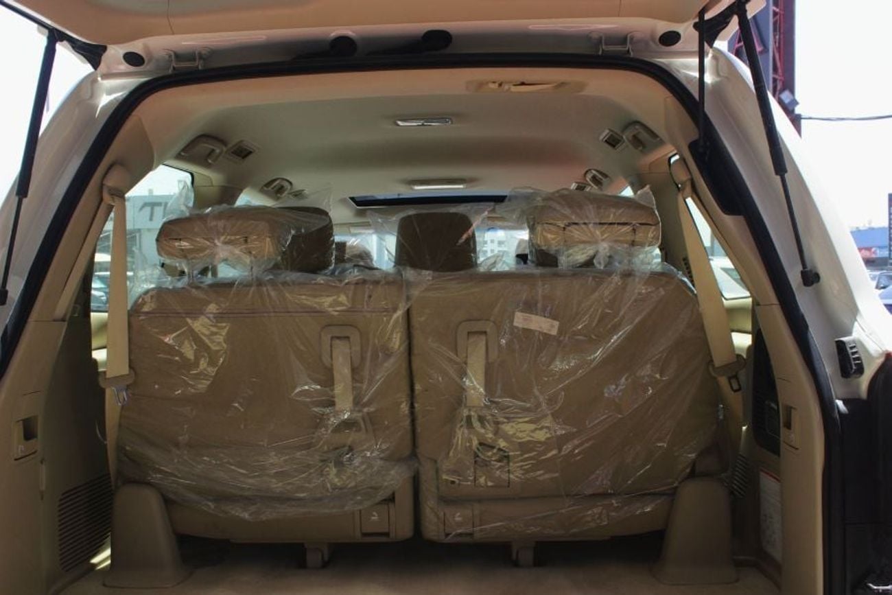 Toyota Land Cruiser VXR V8 5.7L,GCC