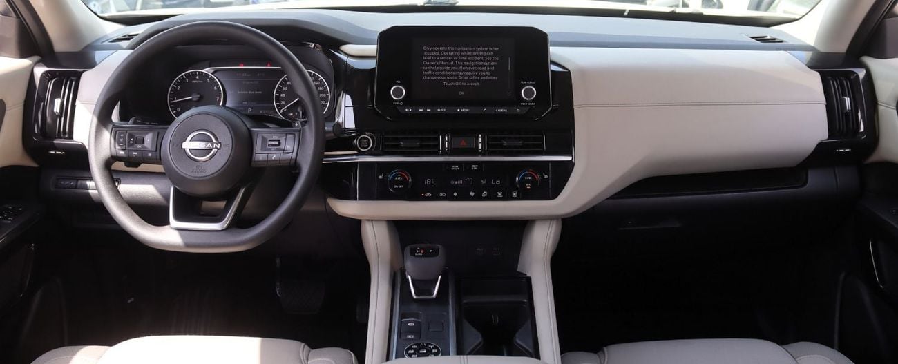 Nissan Pathfinder SV ACCIDENTS FREE - GCC- ORIGINAL PAINT - 4WD - PERFECT CONDITION INSIDE OUT