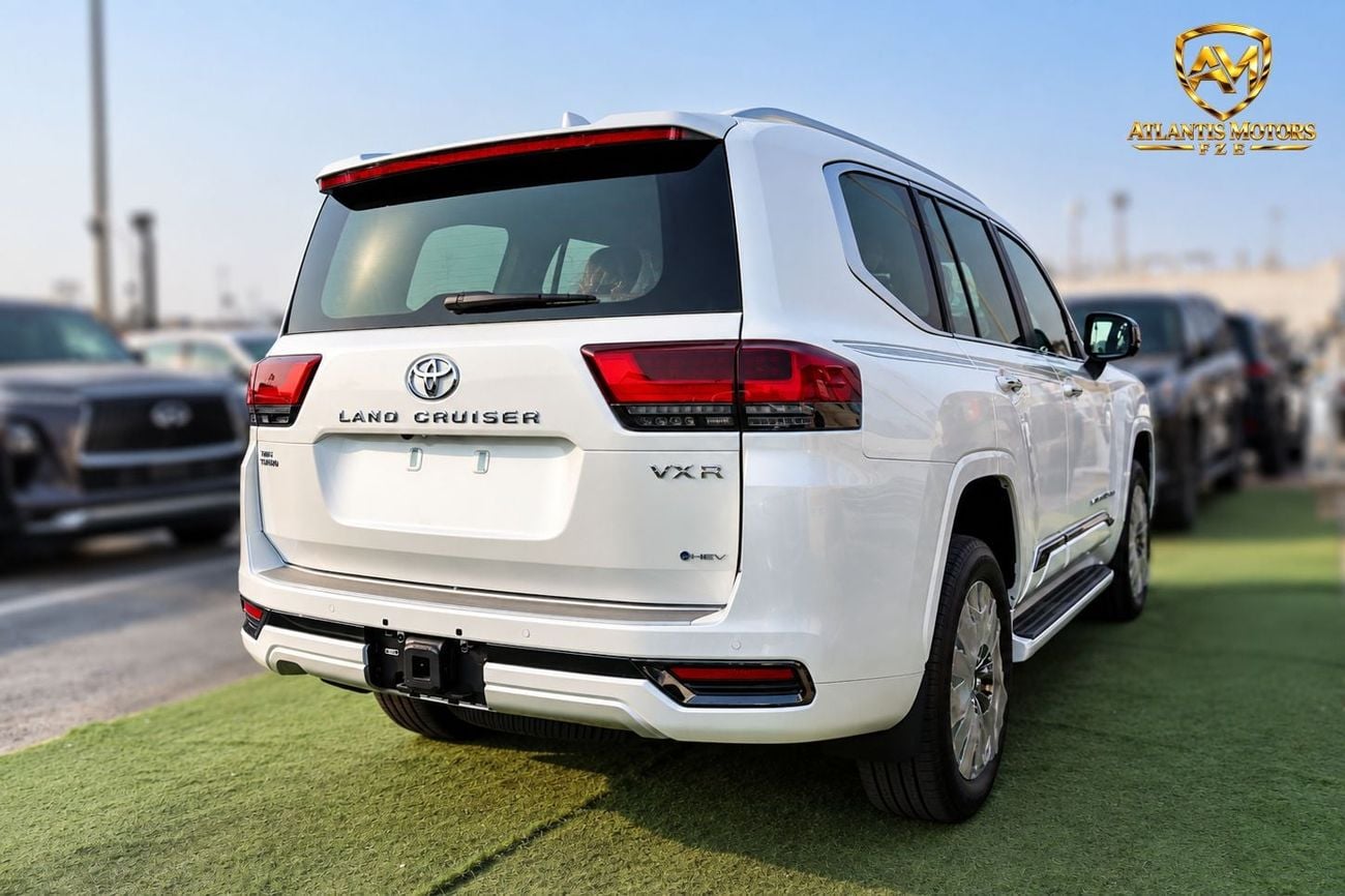Toyota Land Cruiser VXR HYBRID
