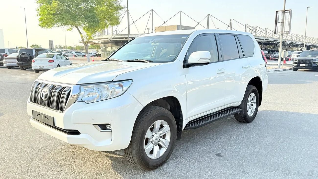 Toyota Prado EXR Toyata EXR Gcc specs -Low killmiter excellent condition