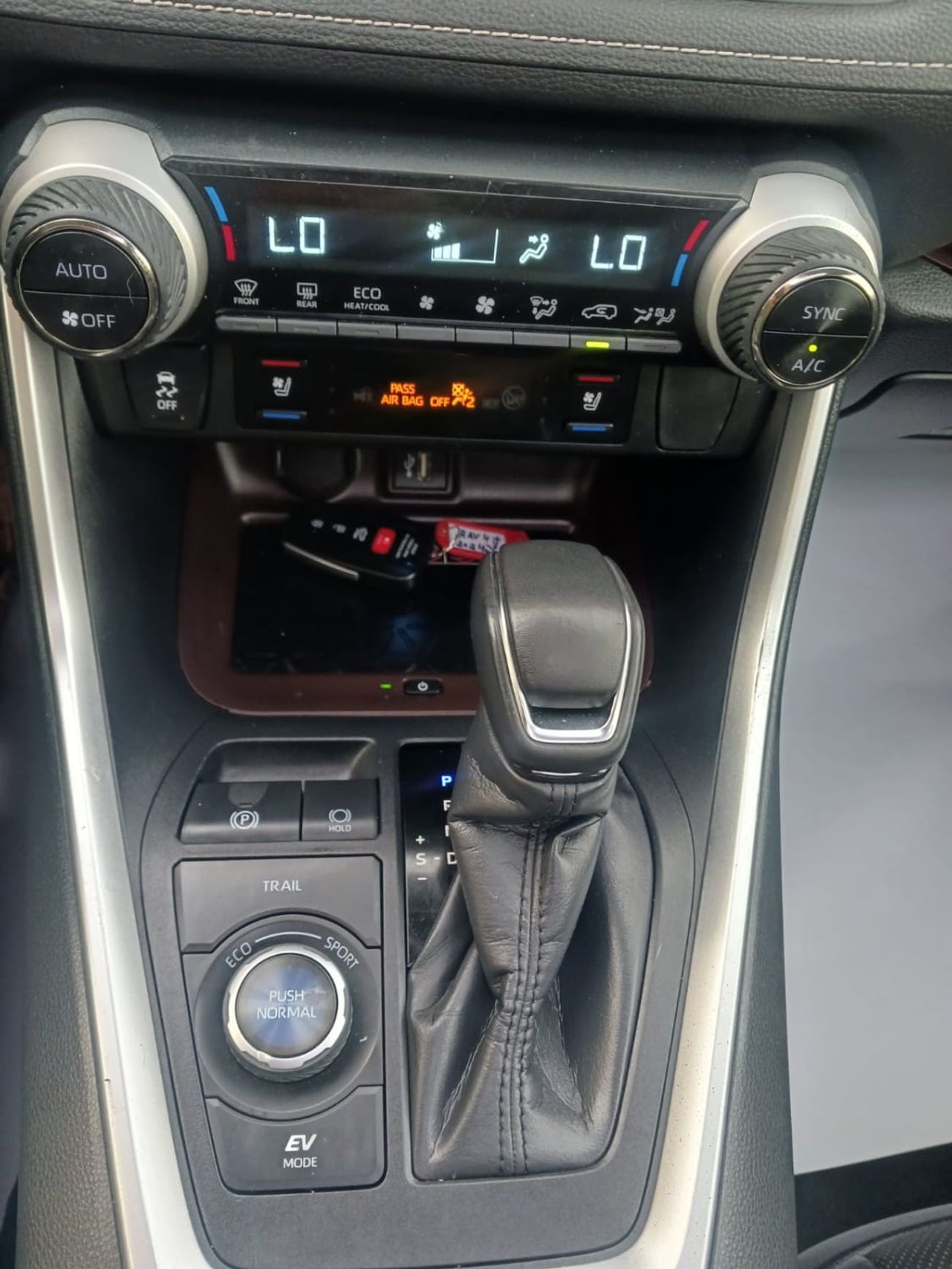 Toyota RAV4 LTD HEV 2024