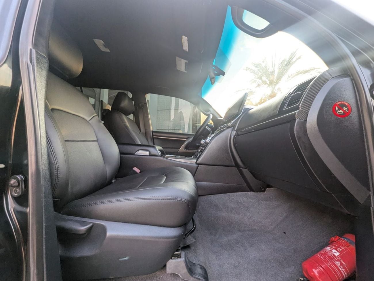 Toyota Land Cruiser GXR 2017 Toyota Land Cruiser GXR Diesel Specs Facelifted 2026 V8 4.5L Well-maintained