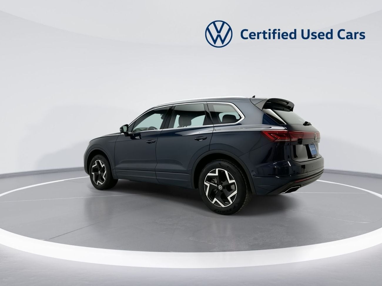 Volkswagen Touareg ELEGANCE ++ – Luxury SUV | Panoramic Sunroof | Varenna Leather | Dynaudio
