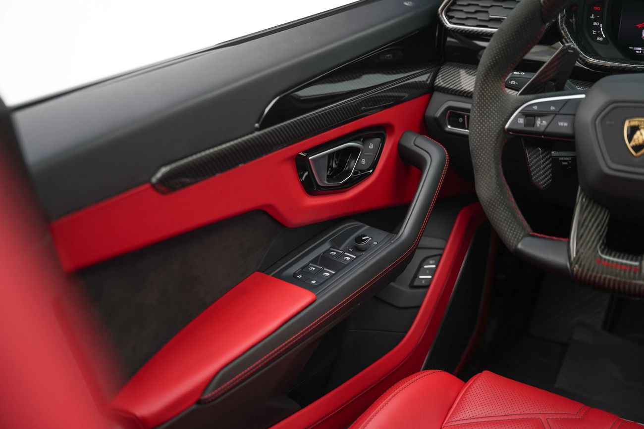 Lamborghini Urus MANSORY