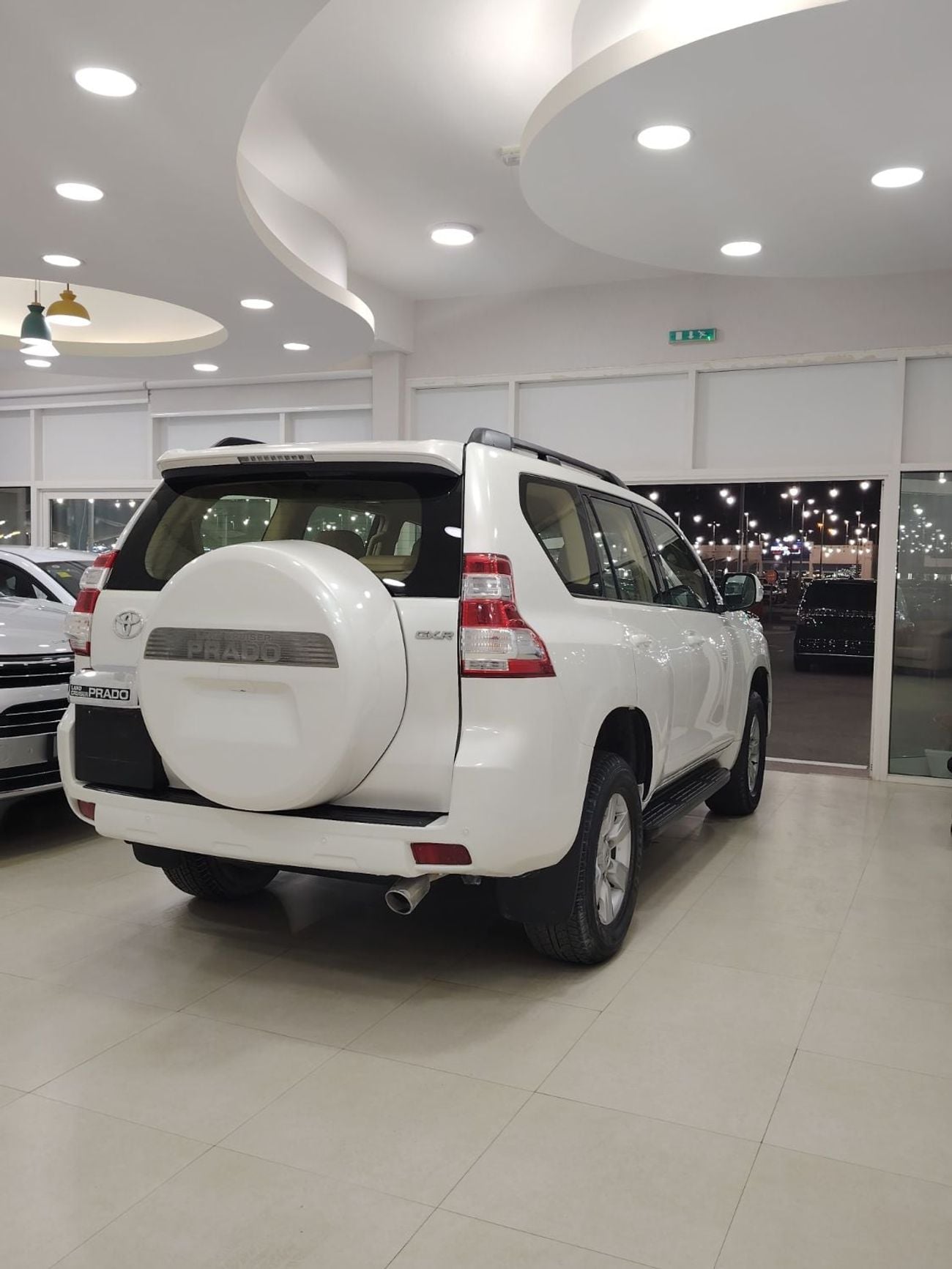 Toyota Prado GXR Toyota prado V6 GXR 2015 GCC