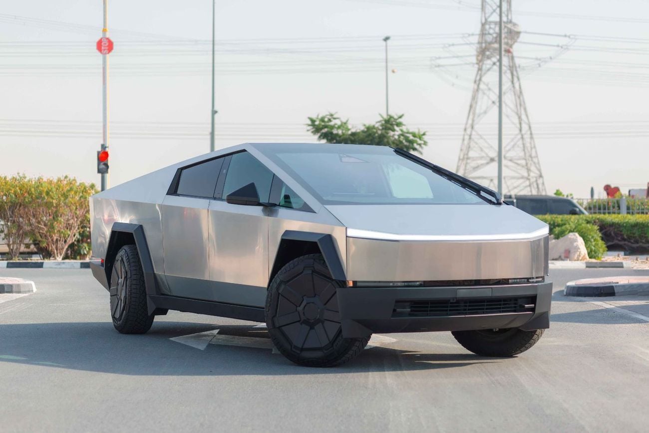 تسلا سايبرتراك FOUNDATION SERIES AWD
