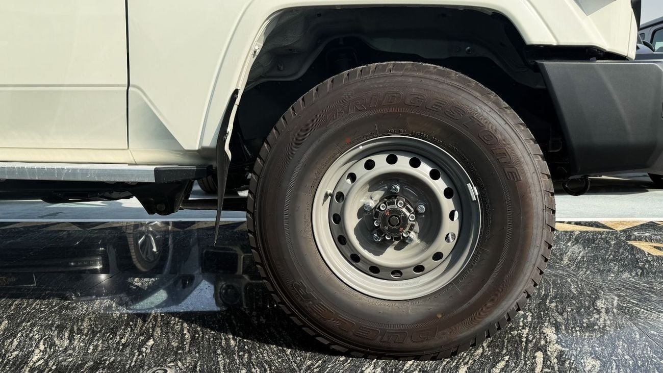 Toyota Land Cruiser Pick Up PICK-UP LC 79 DOUBLE CABIN 2.8L DIESEL - M/T - 2025