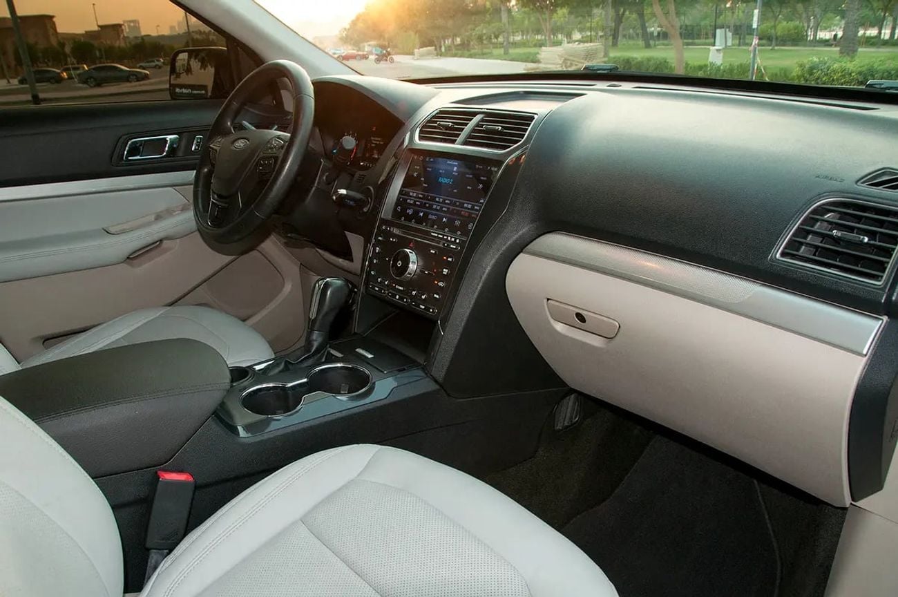 Ford Explorer XLT | GCC Specs | Well Maintained