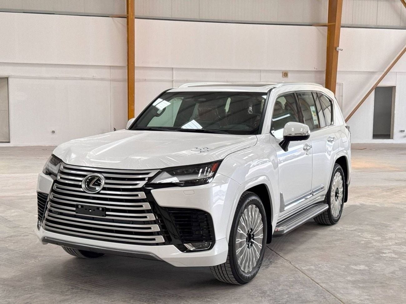 لكزس LX 700h VIP (No Autopark)